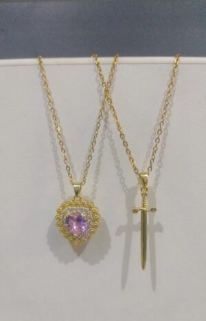 Collar corazón y espada